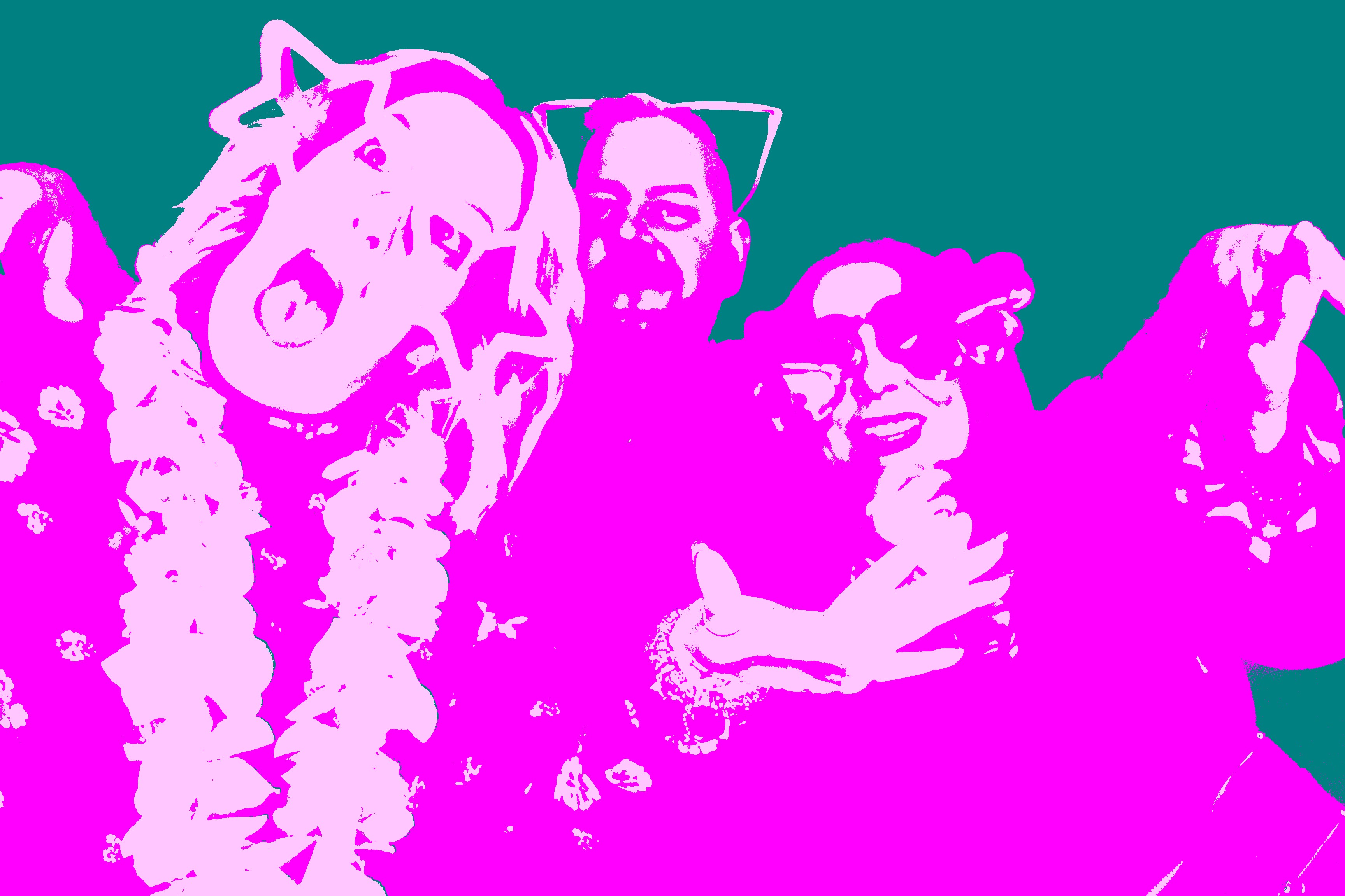 Mr & Mrs Mills | View more photos from the event at gallery.myphotoboothexperience.co.uk/u/MyPhotoBoothExperienceLtd/Mr-Mrs-Mills